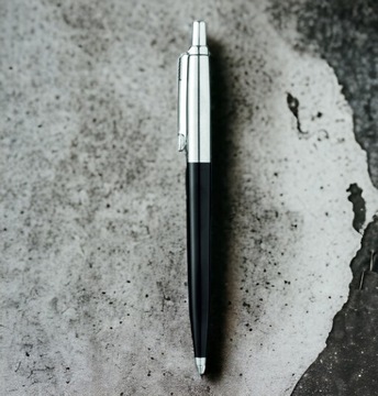 Ручка Parker Jotter в подарок с гравировкой вашего логотипа и текста.