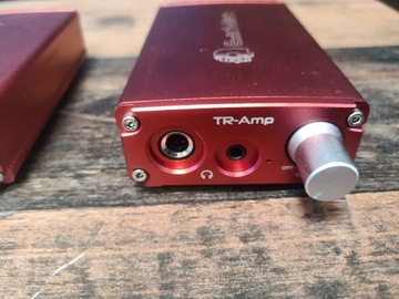 ЦАП-конвертер EarMen TR-Amp с розеткой