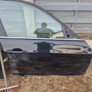 DRZWI PRAWE PRZEDNIE KPL. BMW E91 E90