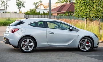 Opel Astra J Hatchback 5d 2.0 CDTI ECOTEC 165KM 2012 Opel Astra 2.0CDTI 165KM GTC Skora Xenon Navi alu 19 Serwis Gwarancjia, zdjęcie 13