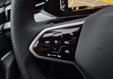 Volkswagen Arteon Fastback Facelifting 2.0 TDI 200KM 2022 Volkswagen Arteon Elegance 2.0TDI 200KM DSG Kamera DCC ACC Skora Hak Harma, zdjęcie 20