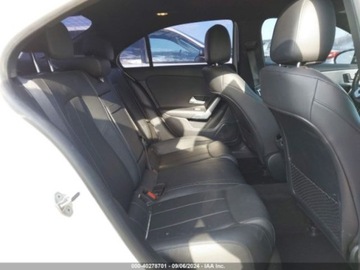 Mercedes Klasa A W177/V177 2022 Mercedes-Benz Klasa A 2022 Mercedes-Benz A-Class A 220 Sedan 2.0 Benzyna, zdjęcie 7