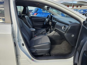 Toyota Corolla XI Sedan Facelifting 1,6 Valvematic 132KM 2018 Toyota Corolla 1.6 Benzyna 132KM PL automat, zdjęcie 8