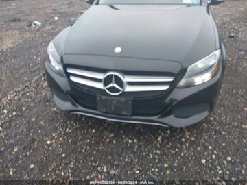 Mercedes Klasa C W205 2017 Mercedes-Benz Klasa C 2017 Mercedes-Benz C-Class C 300 4MATIC Sedan with L, zdjęcie 10