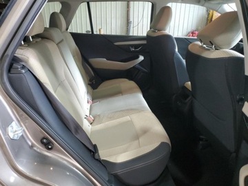 Subaru 2021 Subaru Outback 2021, 2,5l, 4x4, po gradobiciu 2.5 Benzyna 182KM, zdjęcie 10