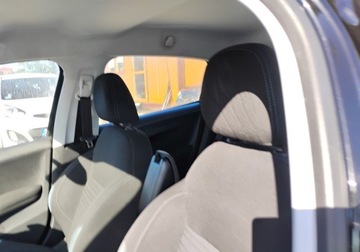 Peugeot 208 I 2015 Peugeot 208 2015r, 1.6 HDI. Uszkodzony przod. Pali. 1.6 Diesel 90KM, zdjęcie 7