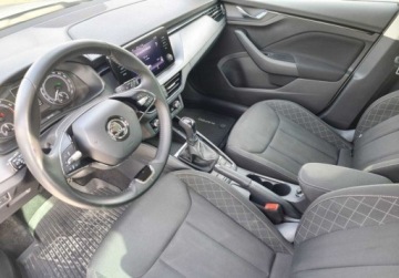Skoda Kamiq Crossover 1.0 TSI 110KM 2023 Skoda Kamiq Ambition Pakiet Comfort, Tempomat, Kamera cofania, Asystenci,, zdjęcie 6