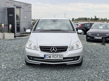 Mercedes Klasa A W169 Limuzyna 2.0 180 CDI 109KM 2011 Mercedes A 180 2.0CDi 109KM 2011 Klimatyzacja, zdjęcie 1