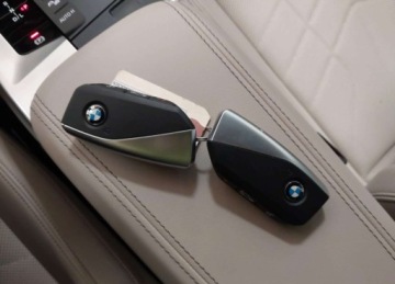 BMW X1 U11 2023 BMW X1 2023r., Xdrive28i, 2L, od ubezpieczalni 2.0 Benzyna 244KM, zdjęcie 7