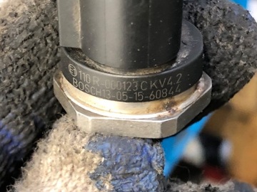 SENZOR TLAKU PALIVA VW GOLF VII 110R-000123 1.2 105KM