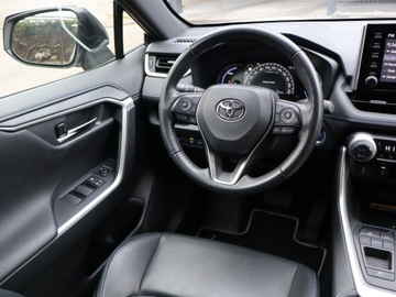 Toyota RAV4 V SUV 2.5 Hybrid Dynamic Force 218KM 2021 Toyota RAV 4 2.5 Hybrid, Salon Polska, Serwis ASO, zdjęcie 6