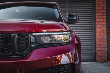 Jeep Grand Cherokee IV 2022 Jeep Grand Cherokee WL | 2022 | 3.6 benzyna + LPG | 25 500 km, zdjęcie 6