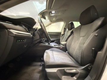 Skoda Octavia IV Scout 1.5 TSI ACT 150KM 2022 Skoda Octavia STYLE 1.5 TSI 150KM /Elektryczny Hak, zdjęcie 18