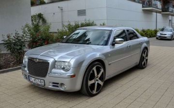 Chrysler 300C I Sedan 3.5 i V6 24V 253KM 2004 Chrysler 300C 3,5 (253KM) LPG Automat Skory 3.5 BenzynaLPG 253KM