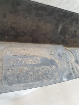 Накладка на капот Volvo XC60 30799651