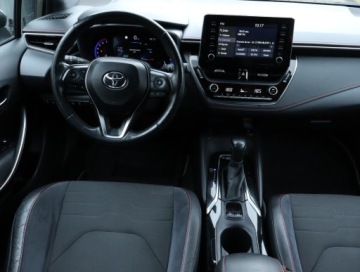 Toyota Corolla XII TS Kombi 1.8 Hybrid 122KM 2019 Toyota Corolla 1.8 Hybrid, Salon Polska, zdjęcie 6