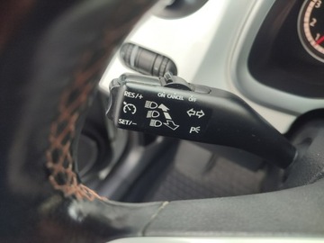 Volkswagen Beetle Hatchback 3d 1.6 TDI 105KM 2015 Volkswagen Beetle bezwypadkowy wyposażen, zdjęcie 13