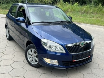 Skoda Fabia II Hatchback Facelifting 1.2 HTP 60KM 2011 Škoda Fabia Skoda Fabia Lift Benzyna Klima