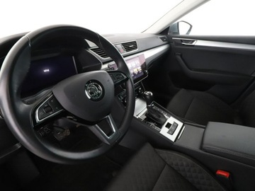 Skoda Superb III Kombi Plug-In Hybrid 1.4 TSI Plug-In-Hybrid 218KM 2020 Škoda Superb Skoda Superb PHEV automat virtual, zdjęcie 13