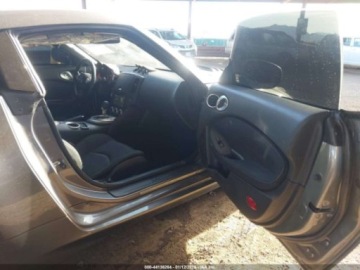Nissan 370Z 2015 Nissan 370 Z 2015 3.7 Benzyna 332KM, zdjęcie 9