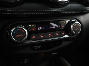 Nissan Juke II Crossover 1.0 DIG-T 114KM 2022 Nissan Juke 1.0 DIG-T Automat TEKNA Tempomat, zdjęcie 24