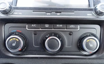 Volkswagen Caravelle T5 Caravelle Facelifting długi rozstaw osi 2.0 BiTDI 180KM 2012 Volkswagen Caravelle 2.0TDI 180KM DSG Automat Long 9 osobowy Zarejestrowan, zdjęcie 21