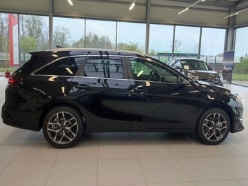 Kia Ceed III Kombi Facelifting 1.5 T-GDI 140KM 2025 KIA Cee&#039;d 1.5 T-GDI Tribute Combi 140KM 2025, zdjęcie 3