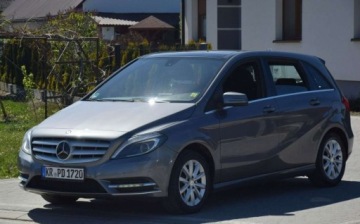 Mercedes Klasa B W246 Sports Tourer 180 CDI 109KM 2014 Mercedes-Benz Klasa B 1.5D Automat Navi Kamera PDC Oryginal Lakier Tempoma