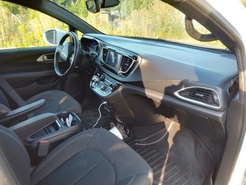 Chrysler Pacifica II 3.6 V6 291KM 2018 Chrysler pacyfica 2018 r, zdjęcie 11