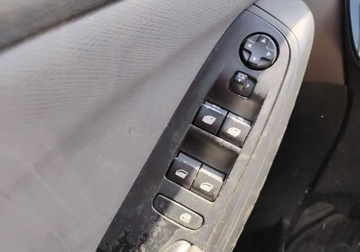 Citroen C4 Picasso II Picasso 1.6 e-HDi 114KM 2014 Citroen C4 Picasso 2014r, 1.6HDI. Uszkodzony prawy przod. Jezdzi. 1.6, zdjęcie 9