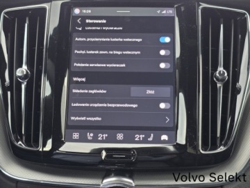 Volvo XC60 II Crossover Plug-In Facelifting 2.0 T8 455KM 2025 Volvo XC 60 FV23 Ultra Black T8 455KM Bowers Pneum, zdjęcie 27