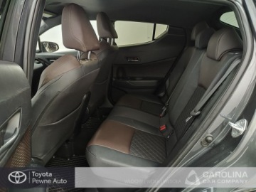 Toyota C-HR I Crossover 1.8 Hybrid 122KM 2019 Toyota C-HR 1.8 Hybrid Prestige 1.8 Hybrid Prestig, zdjęcie 4