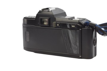 MINOLTA 7000 AF – бронированный аналог для любых погодных условий