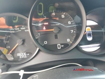 Porsche Boxster 718 Cabrio 2.0 300KM 2017 Porsche 718 Boxster 2017 r., 2,0L BOXSTER 2.0 Benzyna 300KM, zdjęcie 6