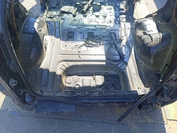 DÍL ŘEZANÝ KAROSÉRIE ČTVRTKA LEVÝ PRAVÁ VANA SUZUKI GRAND VITARA II