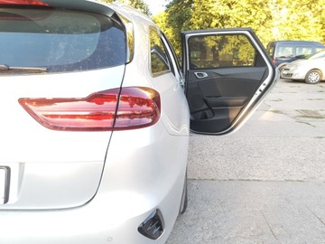 Козырьки солнцезащитные Kia Ceed 3 универсал — 4 шт.