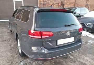 Volkswagen Passat B8 Variant 2.0 TDI BlueMotion SCR 150KM 2019 Volkswagen Passat Cena Brutto 2.0 Diesel 150KM, zdjęcie 11