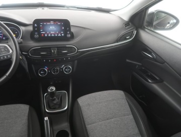 Fiat Tipo II Hatchback Facelifting 1.0 T3 Turbo 100KM 2021 Fiat Tipo 1.0 FireFly, Salon Polska, Serwis ASO, zdjęcie 7