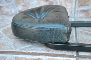 Держатель спинки пассажирского сиденья Suzuki LS 650 Savage