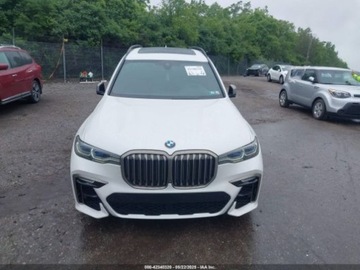 BMW X7 2020 BMW X7 M50i sports activity vehicle 4.4 Benzyna 523KM, zdjęcie 1