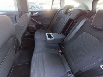 Ford Focus IV Kombi Facelifting 1.0 EcoBoost 125KM 2024 Ford Focus SW Ford Focus 1.0 EcoBoost 125KM TitaniumPakiet Winter Salon PL, zdjęcie 17