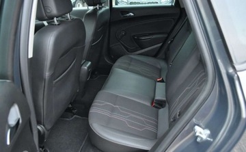 Opel Astra J Hatchback 5d 1.4 Turbo ECOTEC 120KM 2012 Opel Astra LIFT 1.4 Turbo Benzyna Tempomat Cz. parkowania 1.4 Benzyna 120KM, zdjęcie 17