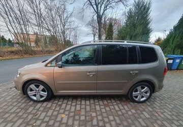 Volkswagen Touran II 1.6 TDI 105KM 2011 Volkswagen Touran Volkswagen Touran 1.6 TDI DPF BlueMot Comfortline 1.6, zdjęcie 3