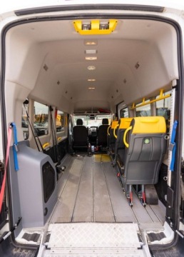 Ford Transit VII 2018 Ford Transit Ford Transit VIII 2.0 TDCi 130KM samochod do przewozu osob ni, zdjęcie 21