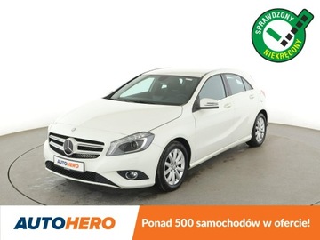Mercedes Klasa A W176 Hatchback 5d 1.6 180 BlueEFFICIENCY 122KM 2014 Mercedes A 180 Bi-Xenon grzane fotele navi
