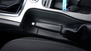 Ford Focus II Hatchback 5d 1.6 Duratec Ti-VCT 115KM 2009 .. .. Grzane szyby przód i tył .. Książka serwisowa .. Klimatyzacja .., zdjęcie 19