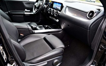 Mercedes Klasa B W247 Sports Tourer 2.0 B200d 150KM 2019 Mercedes-Benz Klasa B 2.0 Diesel Full Led Asystent Hej Mercedes, zdjęcie 8