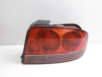 HYUNDAI SONATA EF 01-04 SVĚTLO ZADNÍ PRAVÁ 4D 92402-3D + VLOŽKA ŽÁROVKY
