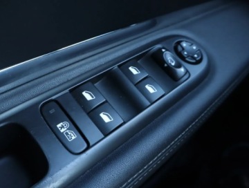 Peugeot 3008 I Crossover 2.0 HDi FAP 150KM 2015 Peugeot 3008 2.0 HDi, Salon Polska, Skóra, Navi, zdjęcie 15