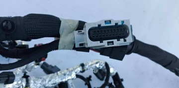 INSTALACE SVAZEK JEDNOTKA KABEL TRANSIT MK8 CUSTOM 2,0 TDCI 2012 - 2023